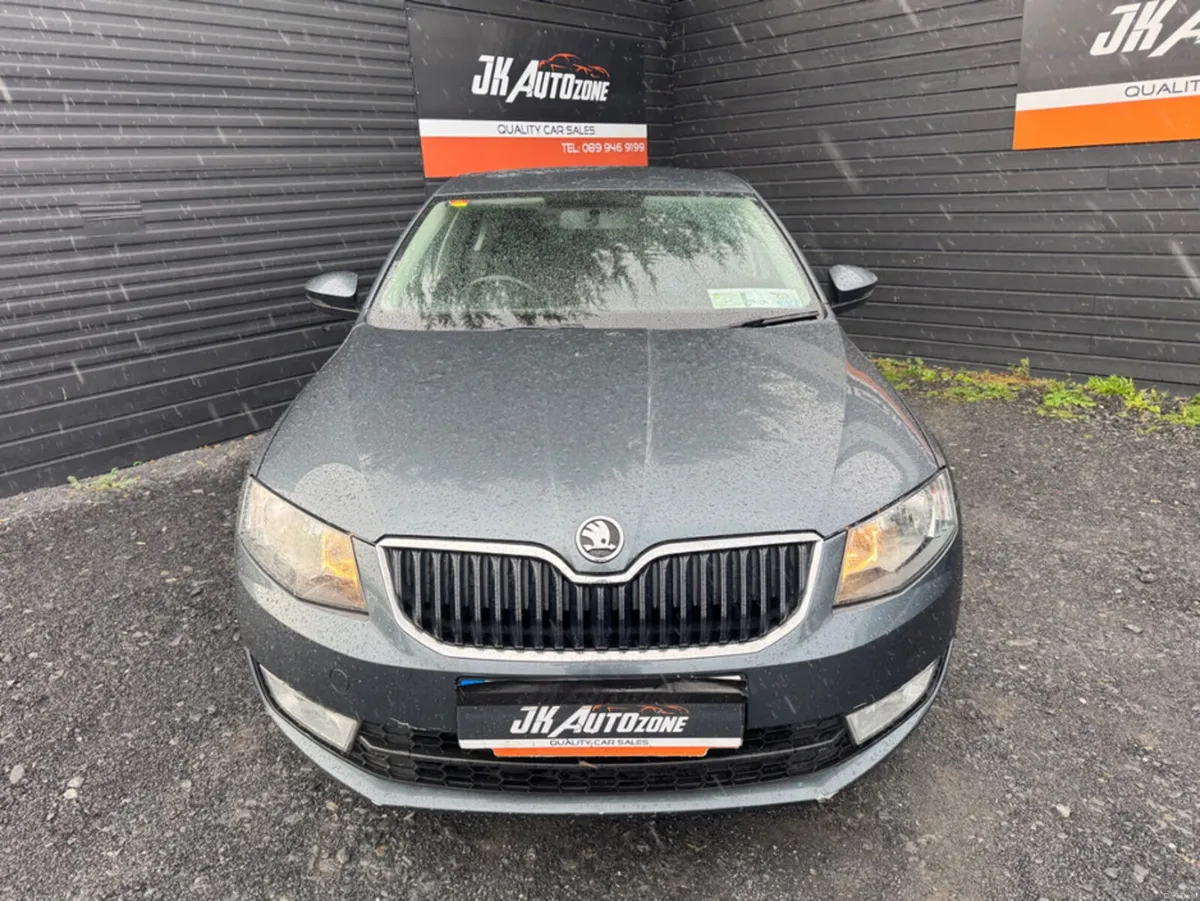 Skoda Octavia AMBITION 1.2 TSI 86BHP 4DR - Image 2