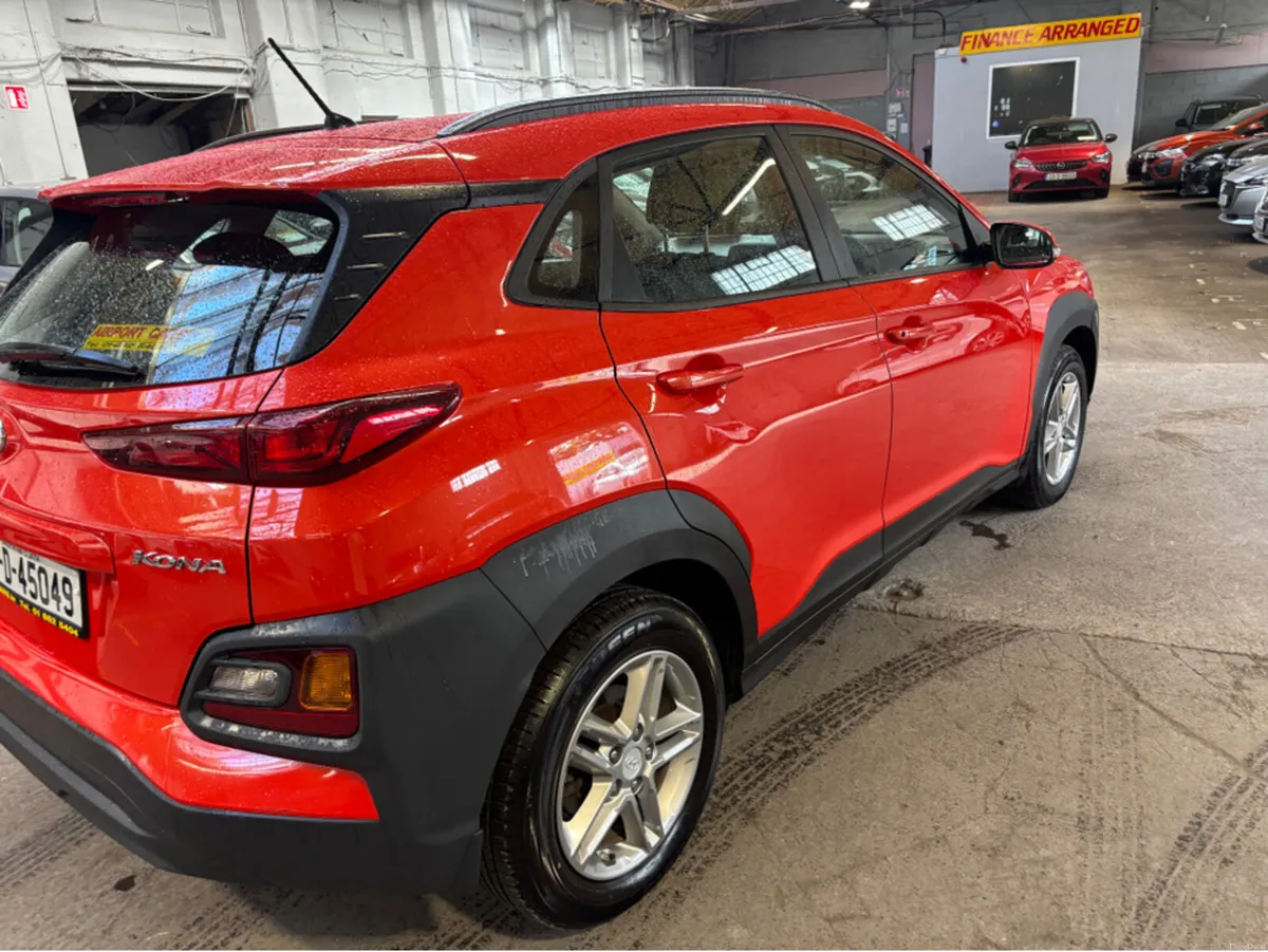 Hyundai KONA KAUAI COMFORT 5DR - Image 2
