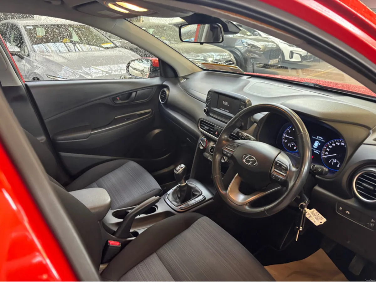 Hyundai KONA KAUAI COMFORT 5DR - Image 4