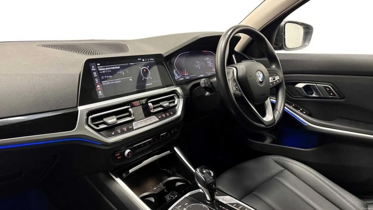 2.0 318d MHT SE Pro Saloon 4dr Diesel Hybrid Auto - Image 4