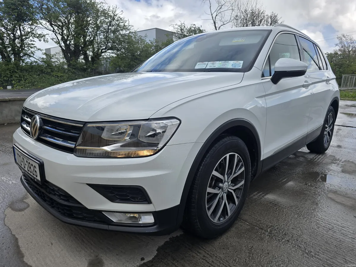 172 VW Tiguan 2.0TDI COMFORTLINE Low Miles - Image 2
