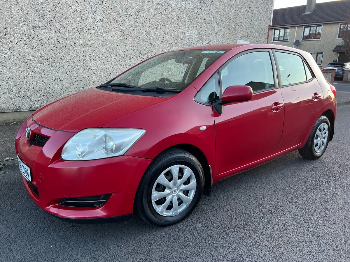 08 Toyota Auris 1.4 Petrol NEW Nct & Taxed - Image 2