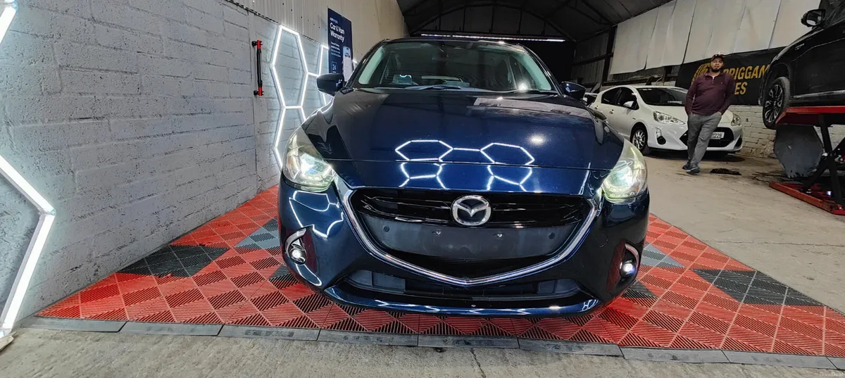 2018 Mazda Demio 1.3 Petrol Automatic - Alloys - Image 3