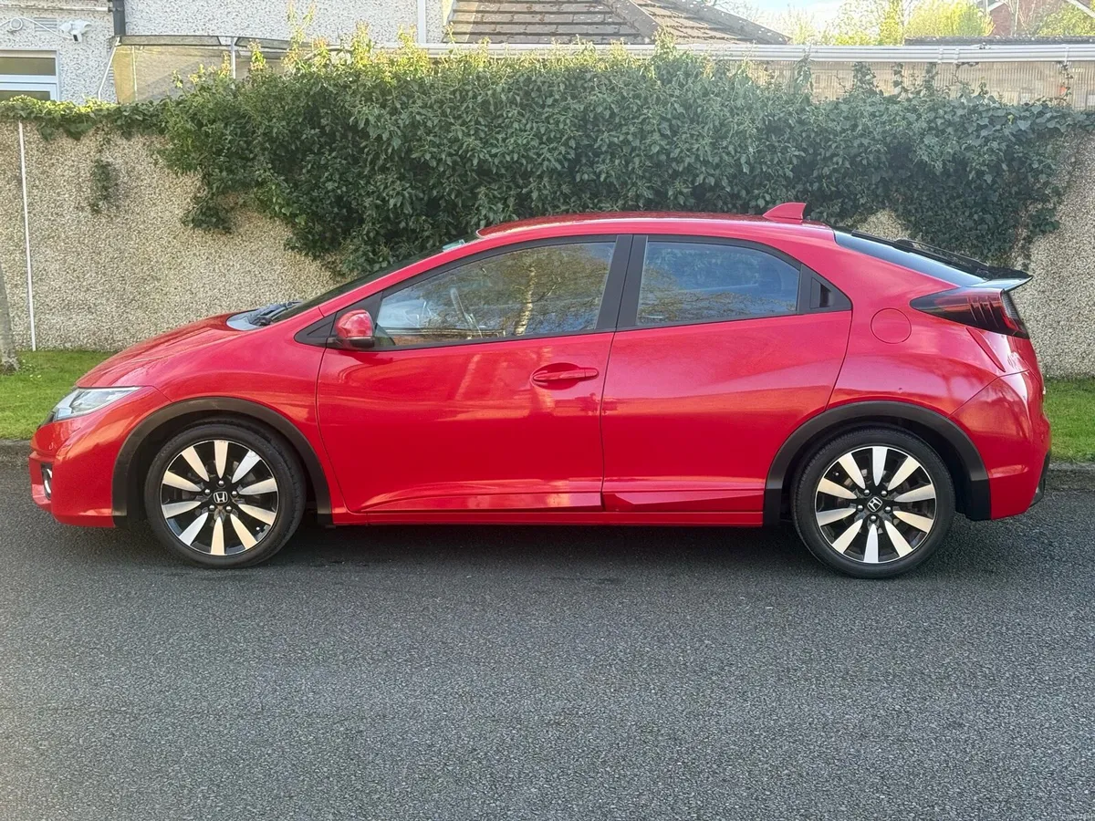 161 Honda Civic i-VTEC 1.3 petrol New NCT 02/27 - Image 2
