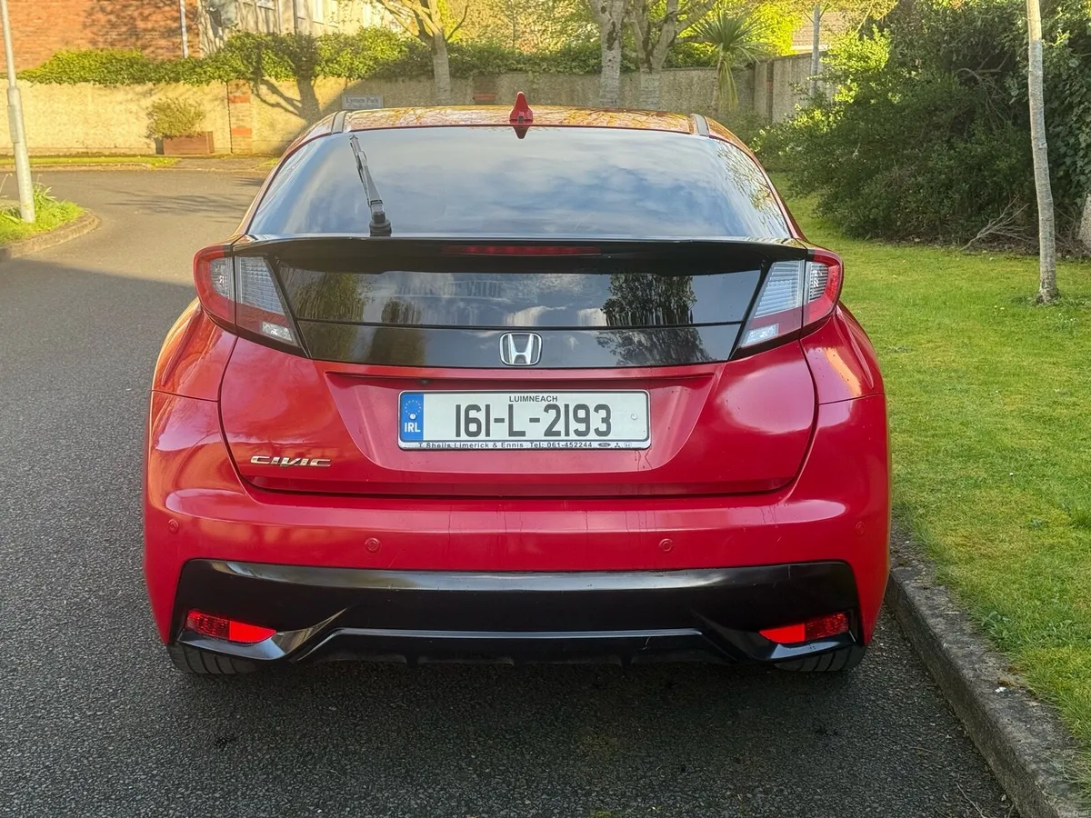 161 Honda Civic i-VTEC 1.3 petrol New NCT 02/27 - Image 4