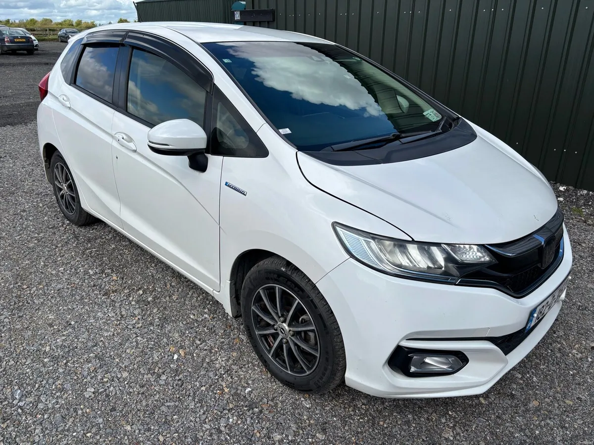 Honda Fit 2018 Hybrid Automatic - Image 1