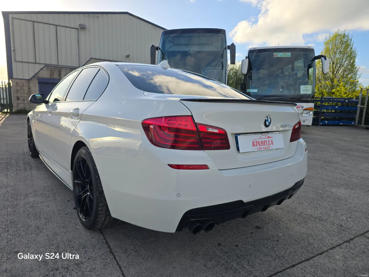 BMW 5-Series 520d M Sport MINT - Image 4