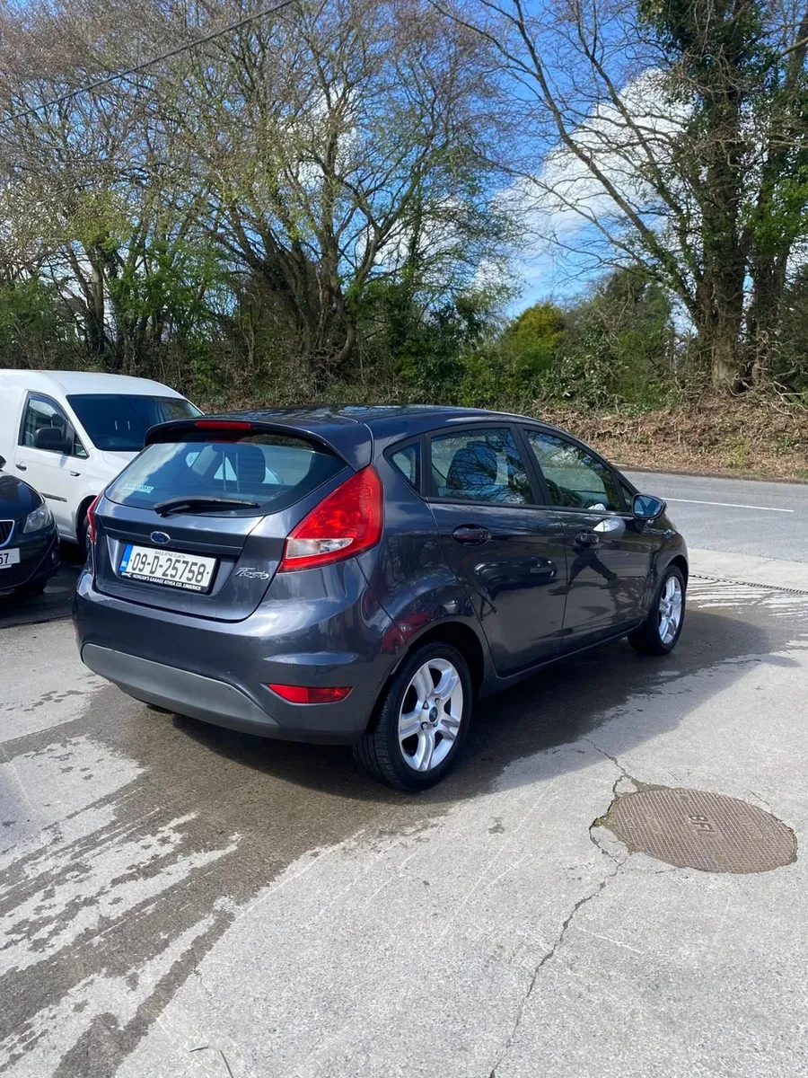 Ford Fiesta 2009 - Image 3