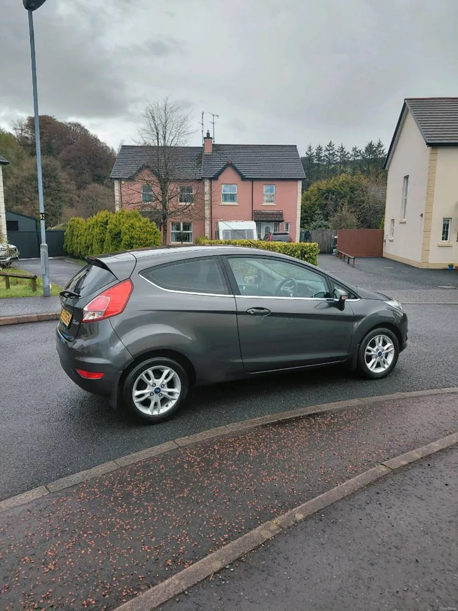 2017 Ford fiesta 1.2 zetec - Image 2