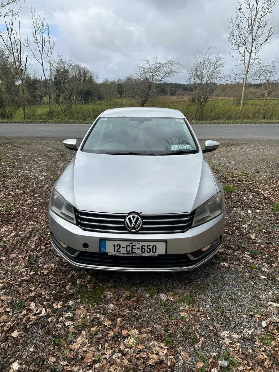 Volkswagen Passat 2012 1.6L TDI - Image 1