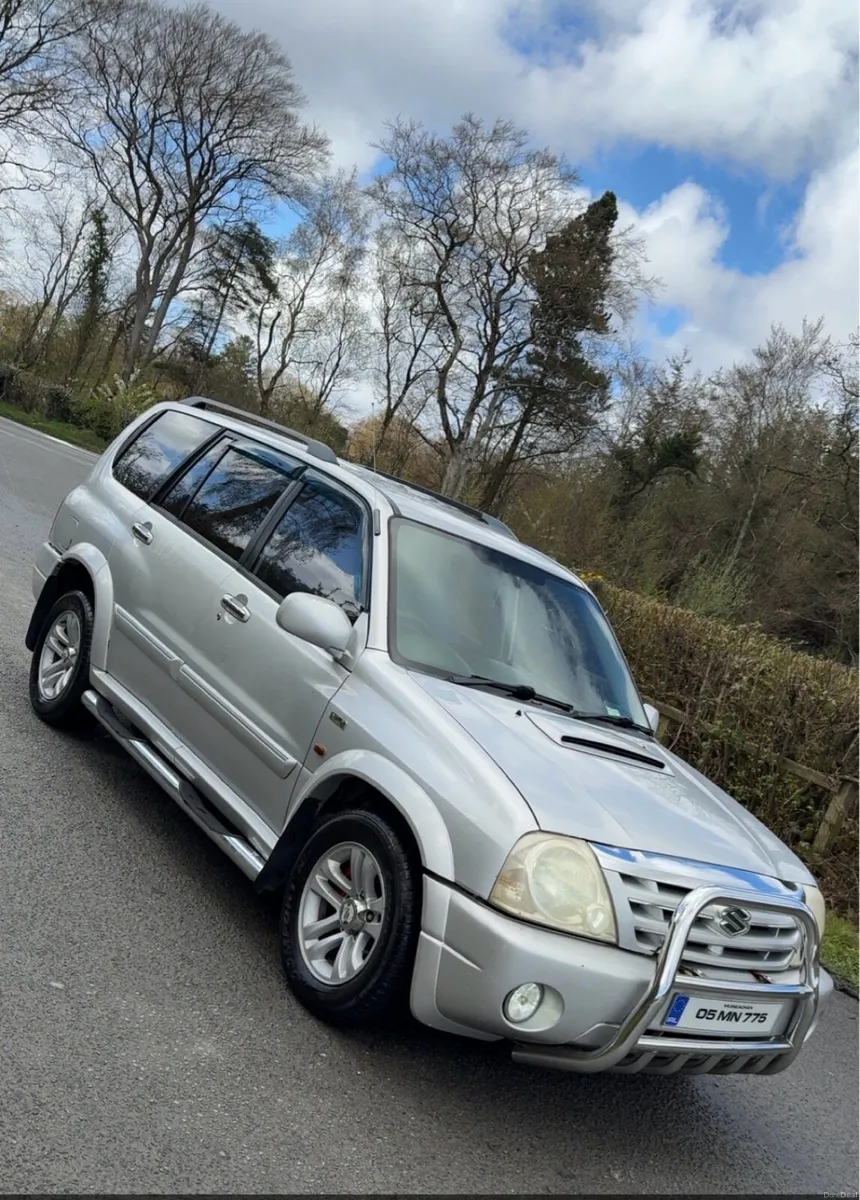 05 Suzuki Vitara XL-7 - Image 1