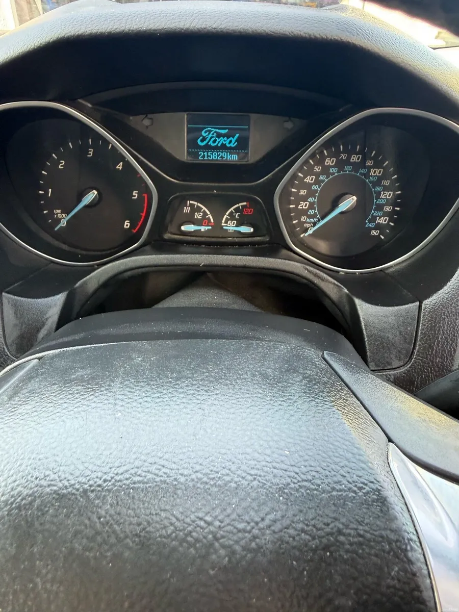 Ford focus - Image 6