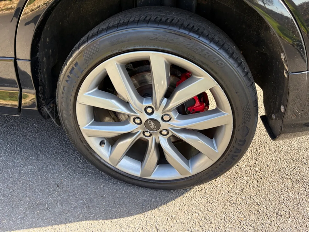 Ford Kuga ST-LINE EDITION TDCI X ECOBLUE - Image 3