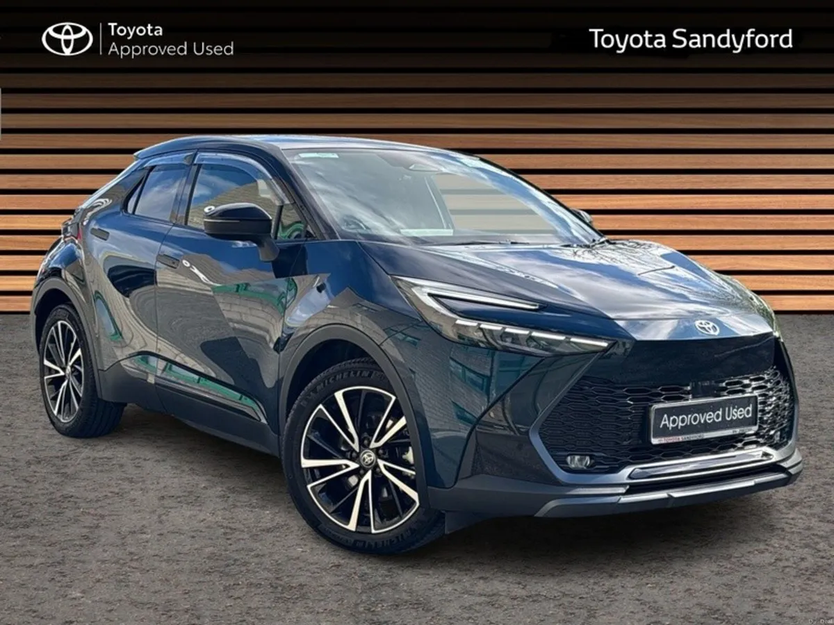 Toyota C-HR PHEV 2.0 PREMIERE // PLUS 3 FREE SERVI - Image 1