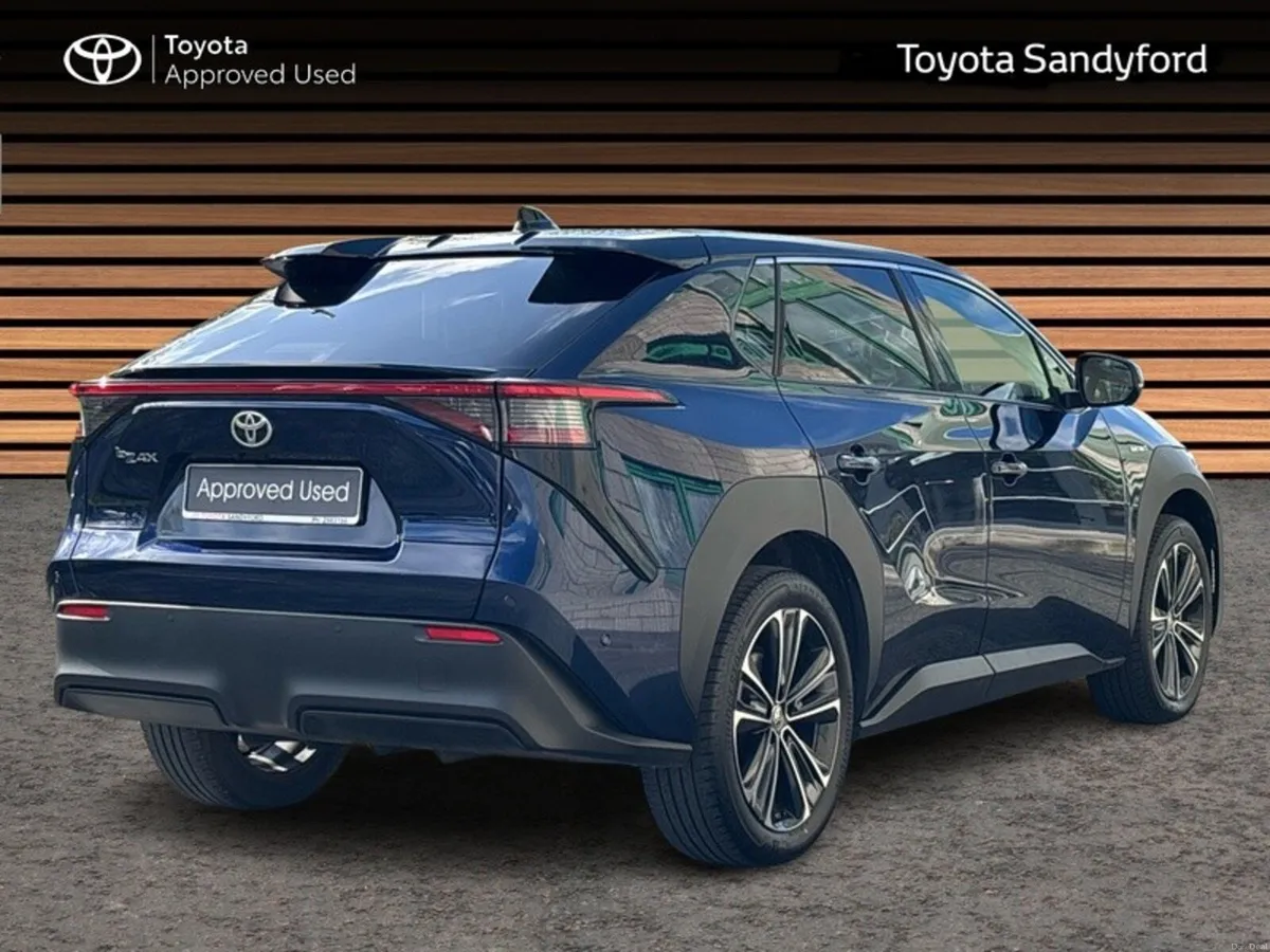 Toyota bZ4X PREMIERE EDITION // PANORAMIC GLASS RO - Image 2