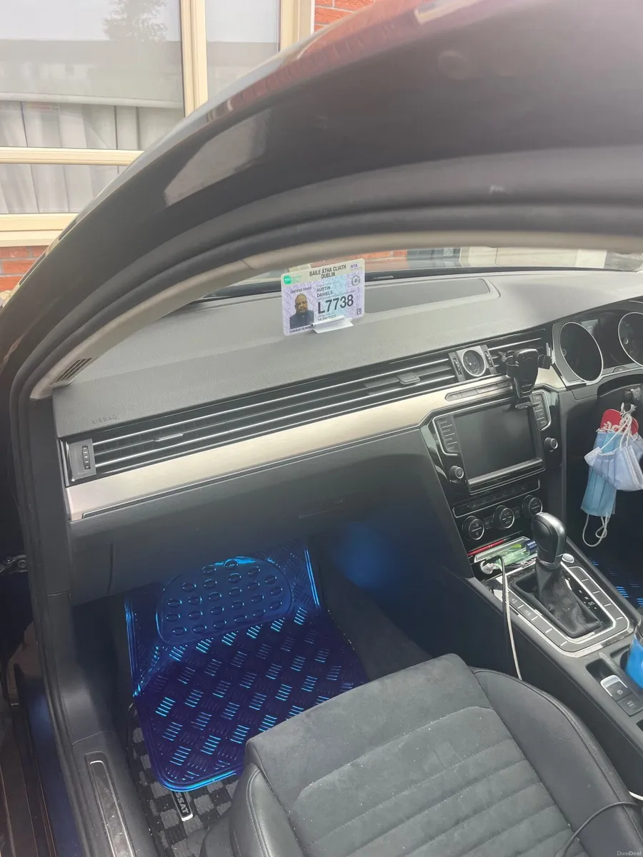 Volkswagen Passat 2017 - Image 4