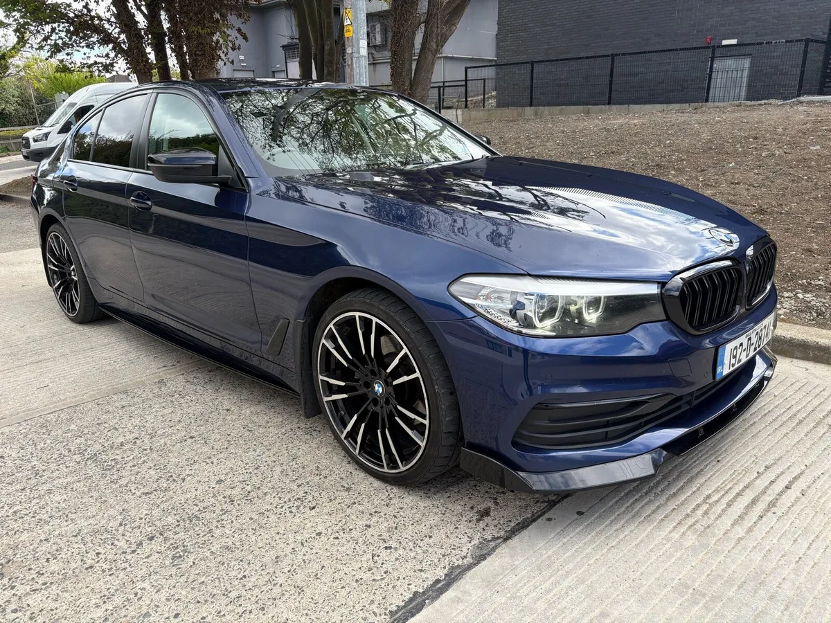 Bmw 520d full kit Hugh spec f.s.h taxed and tested - Image 1