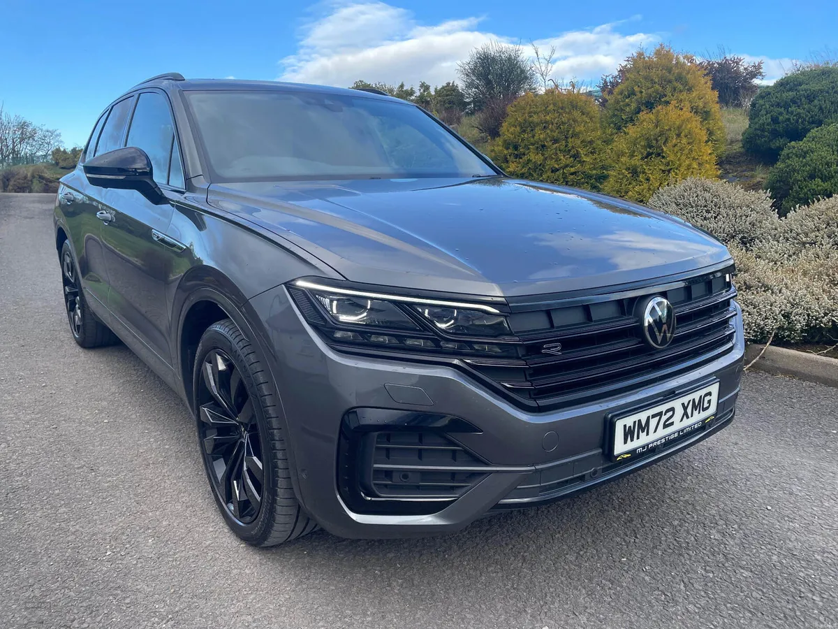 Volkswagen Touareg DIESEL ESTATE - Image 4