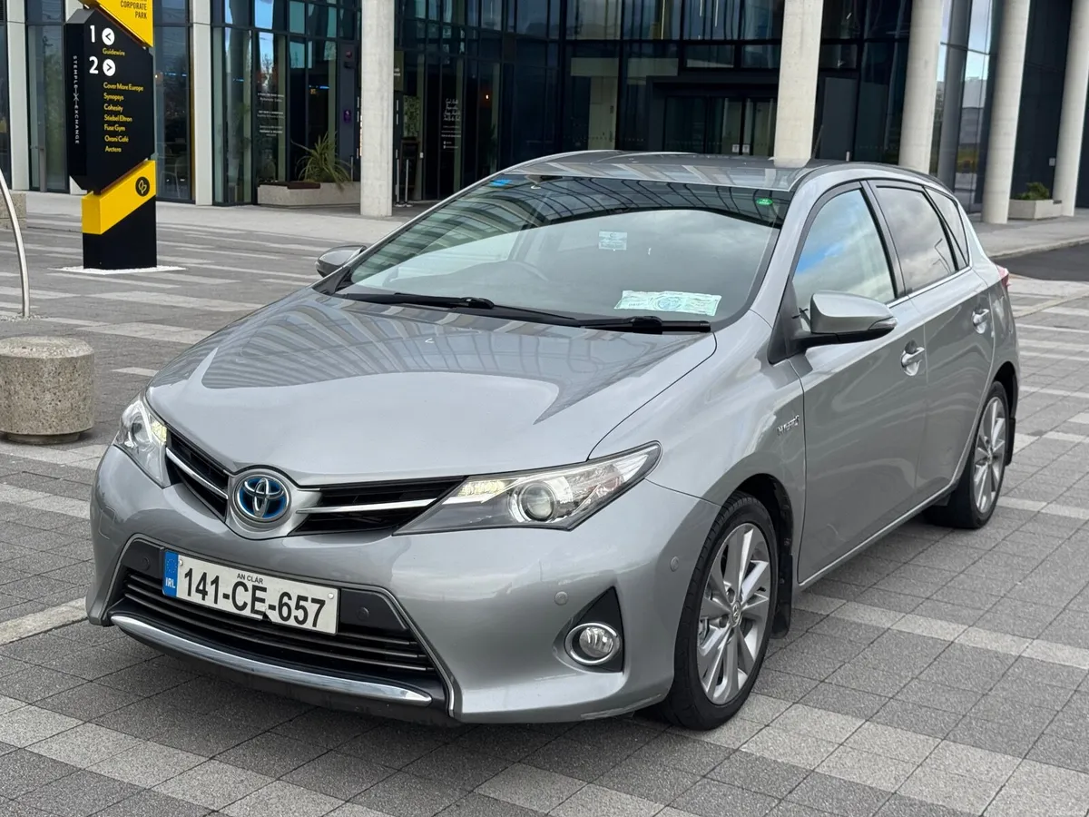 2014 Toyota Auris 1.8 Hybrid Automatic ✅LOW MILES - Image 3