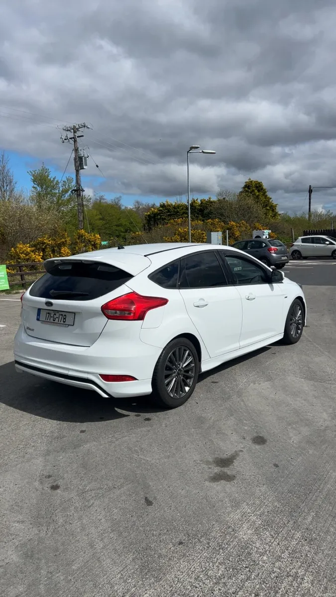 Ford Focus ST-Line 1.5TD 120PS - Image 2
