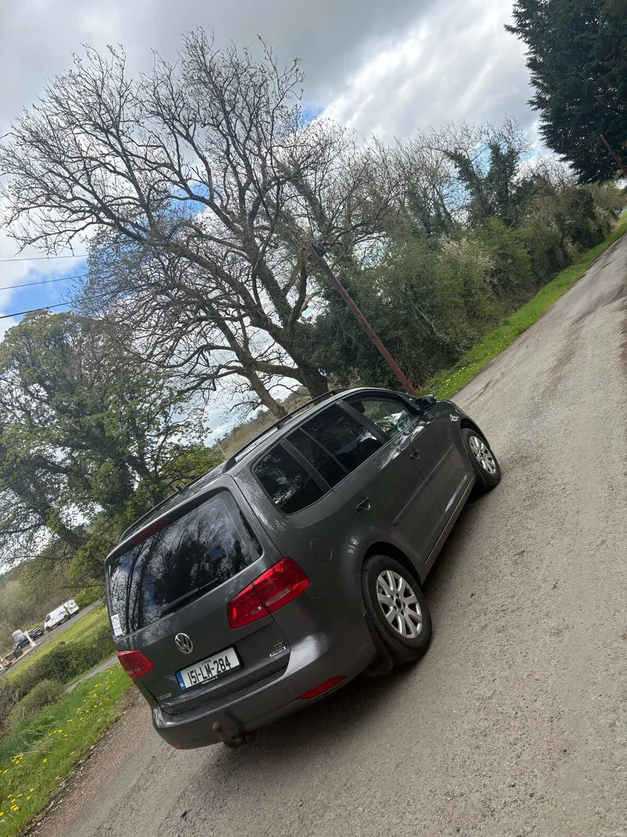 Volkswagen Touran - Image 3