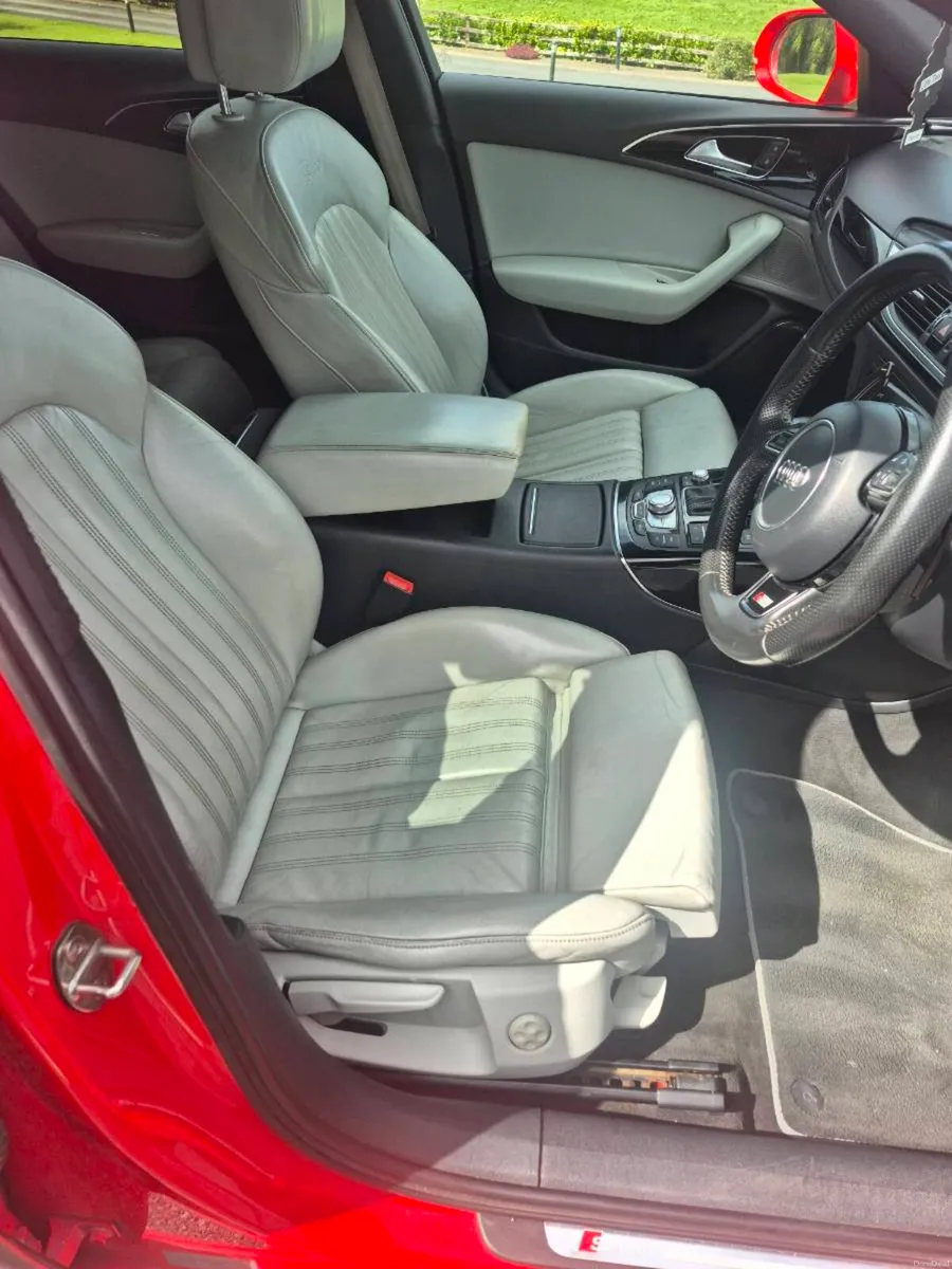 Audi A6 Avant Black Ed - Image 2