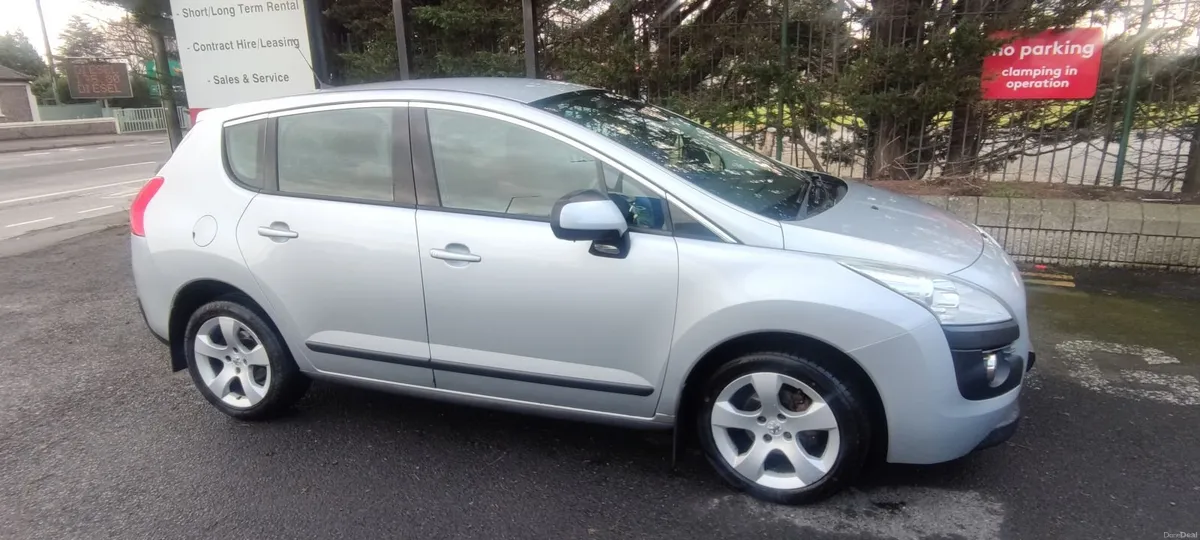 Peugeot 3008 2012 - Image 1