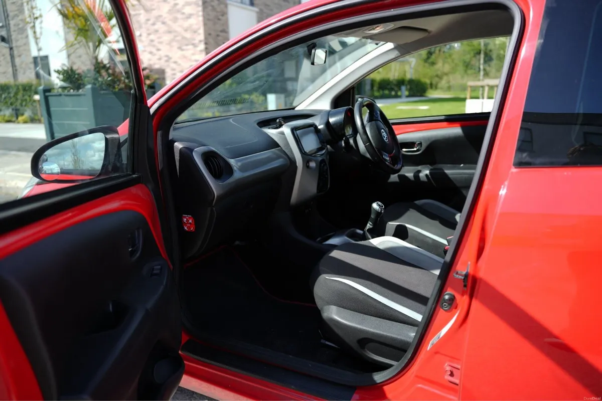Toyota Aygo 2016 - Image 4