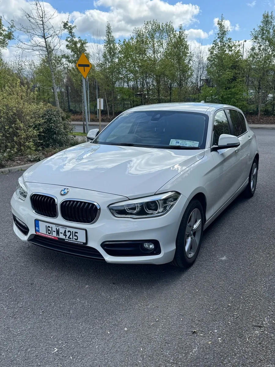 2016 BMW 118i Automatic - Image 4