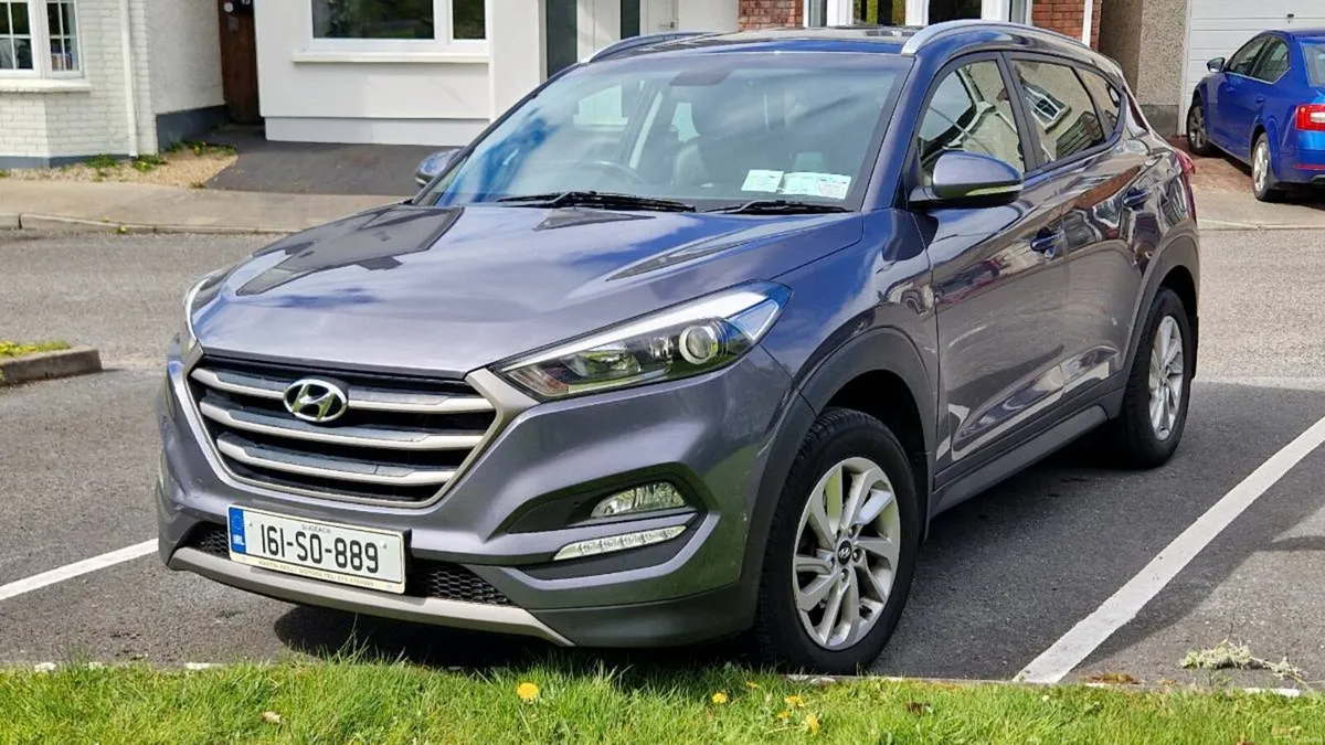2016 HYUNDAI TUCSON EXECUTIVE - Image 1
