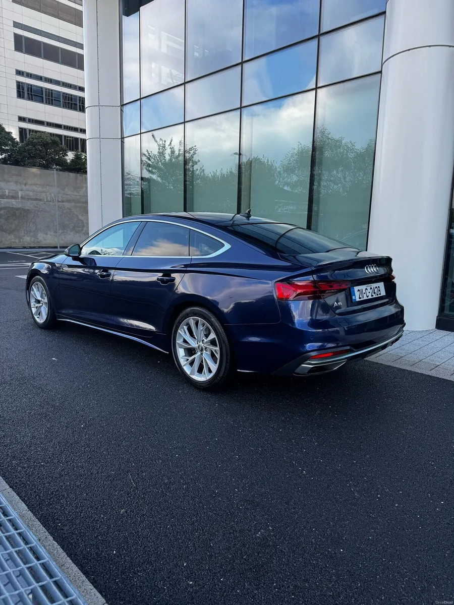 Audi A5 - Image 2