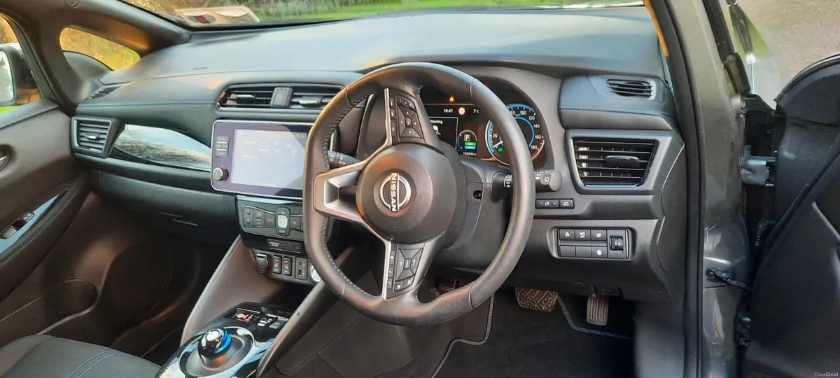 Nissan Leaf 2023 - Image 2