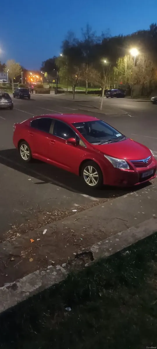 Toyota Avensis 2010 - Image 1