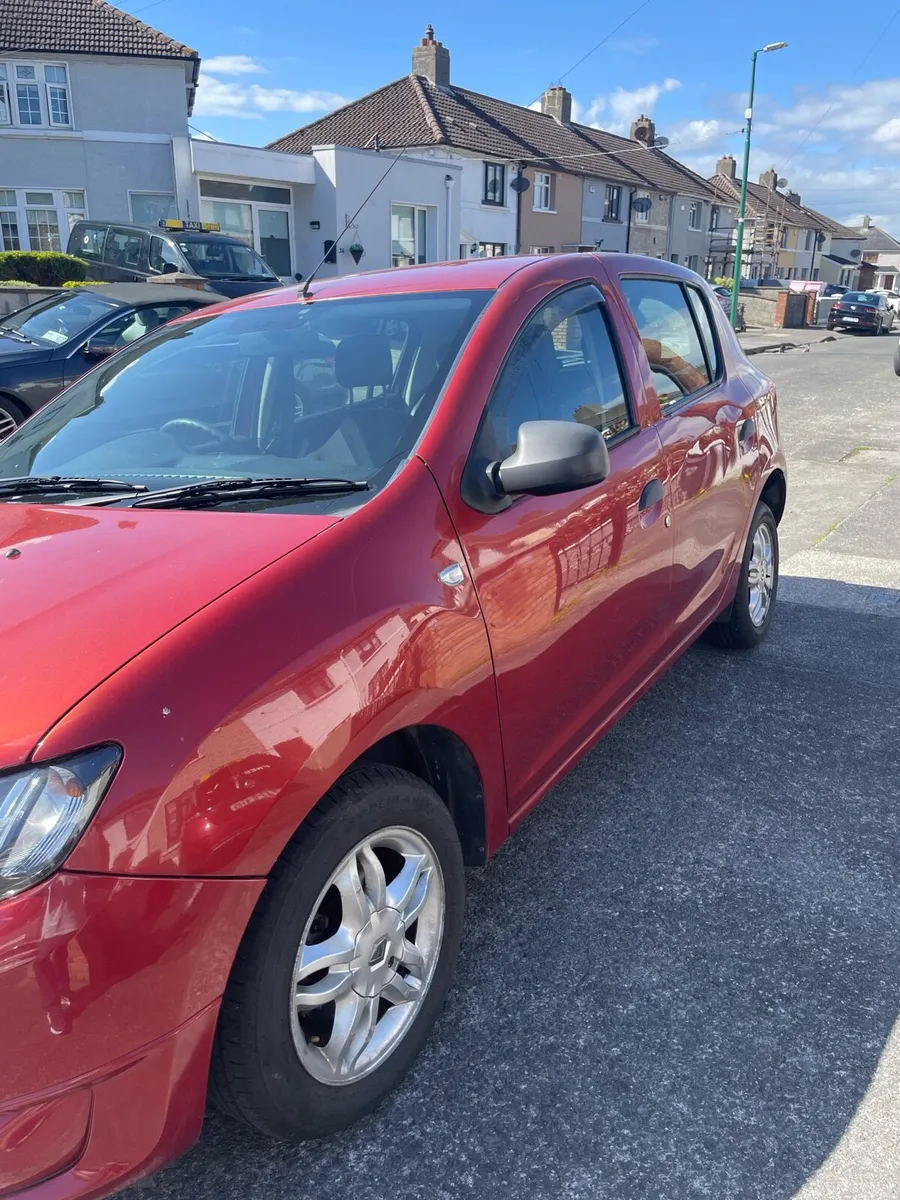 Dacia sandero - Image 2
