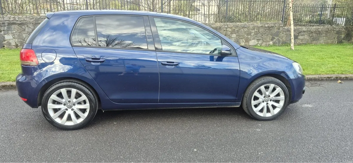 09 Volkswagen Golf New NCT 03/27 - Image 1