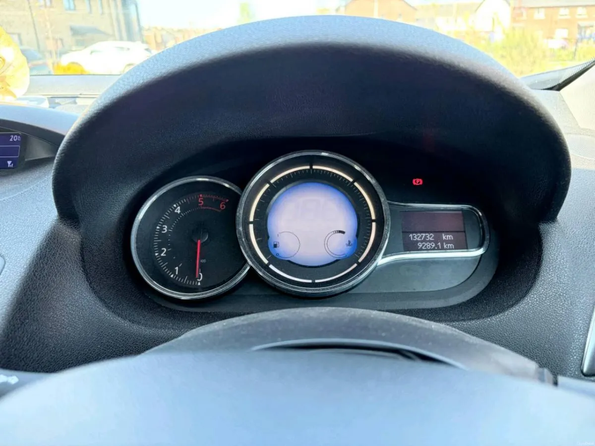 RENAULT Fluence 1.5 dCi Limited 95 201 - Image 2