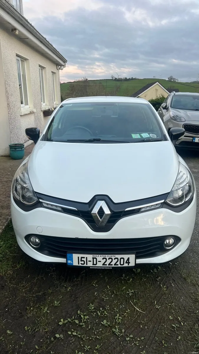 Renault Clio 2015 - Image 1