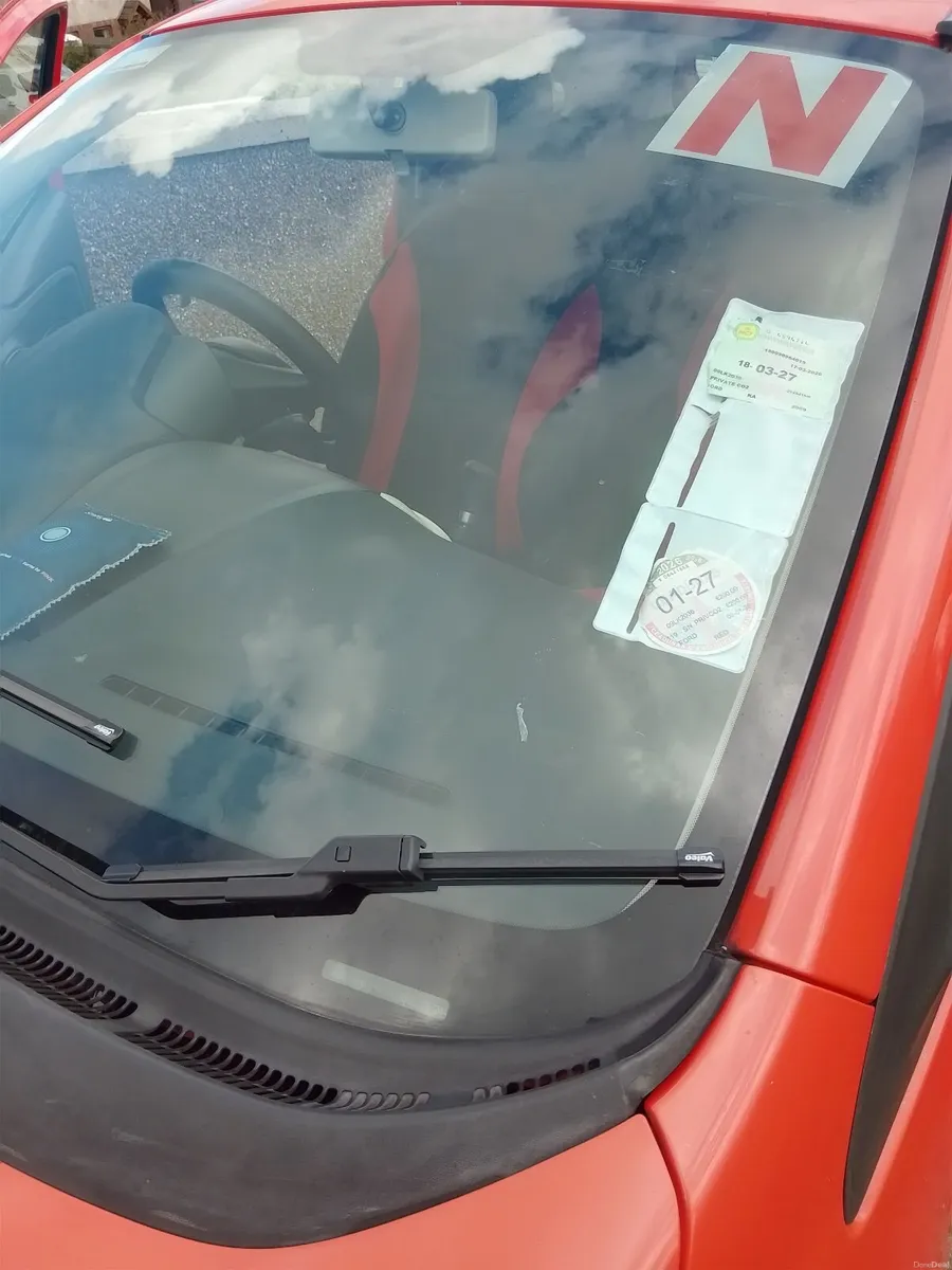 Ford KA 2009 - Image 2