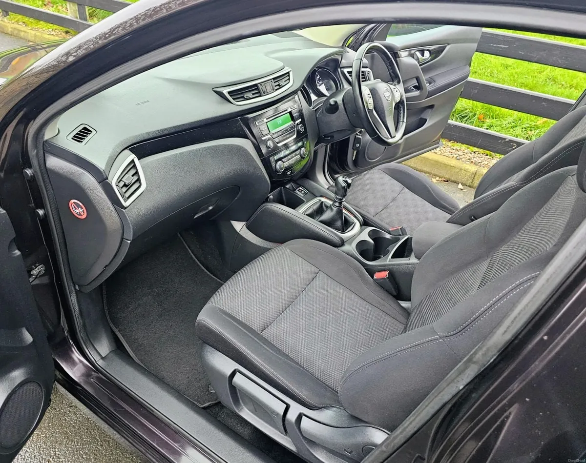 Nissan Qashqai 2017 - Image 1