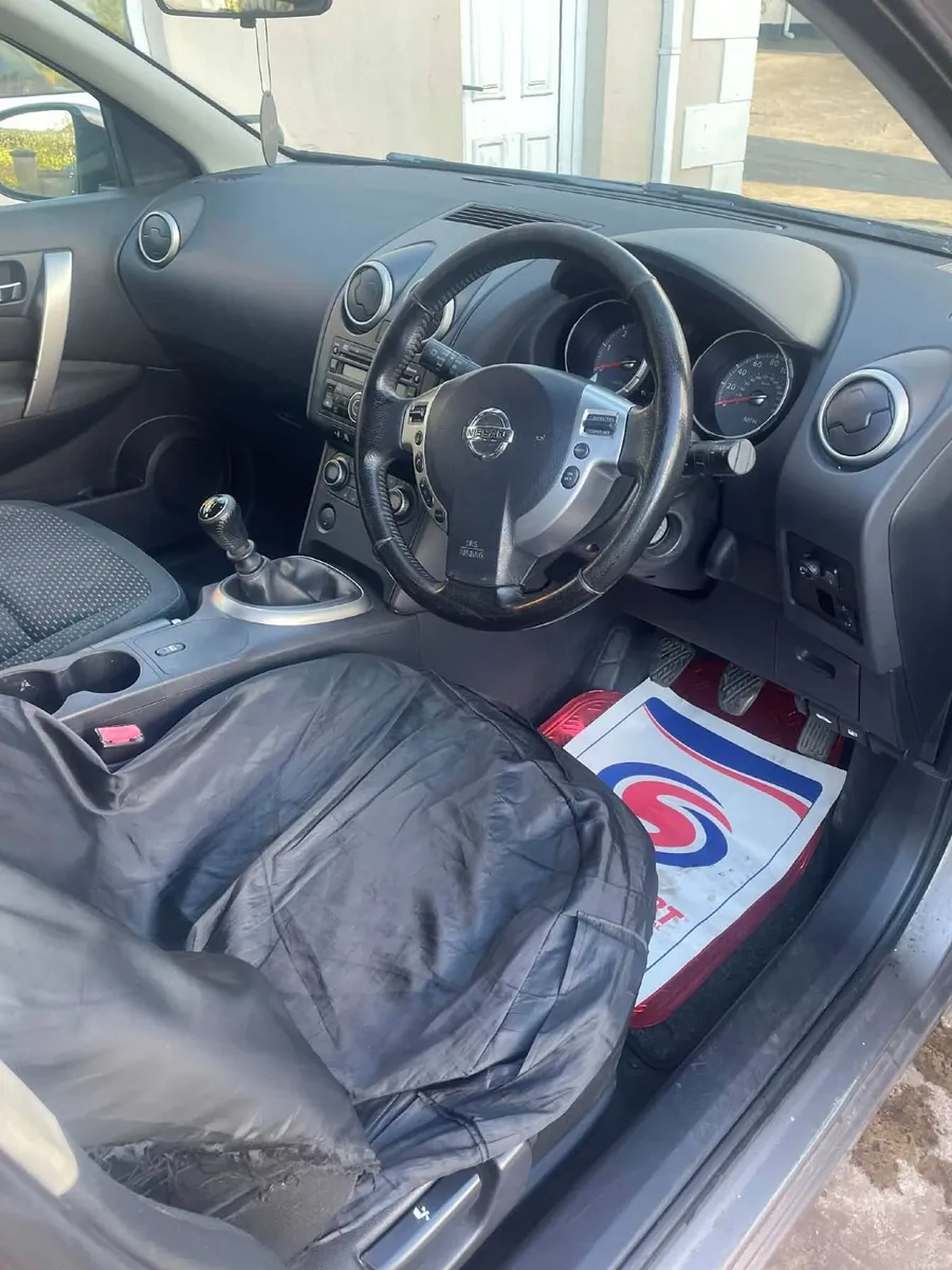 Nissan Qashqai 2009 - Image 3