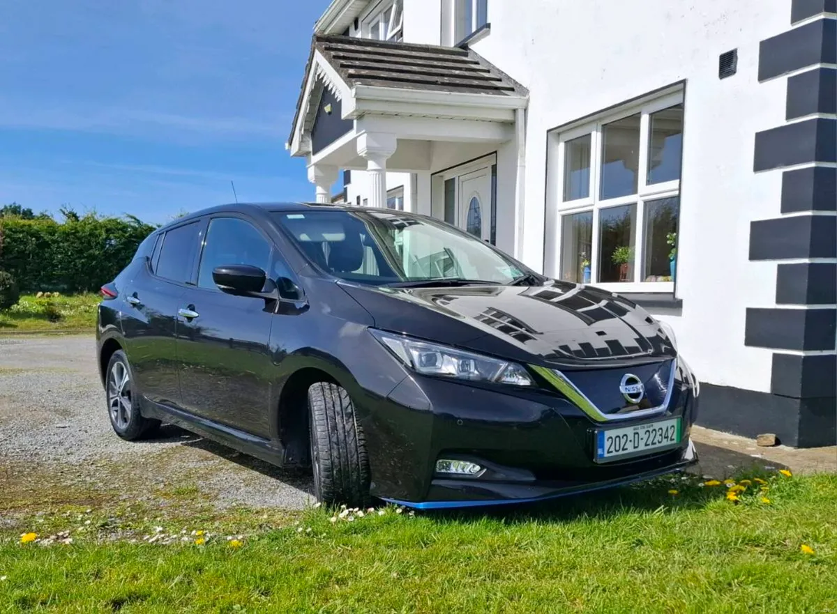 TOP Spec.62kw NEAR MINT SVE 49 kkm RANGE 360-320km - Image 3