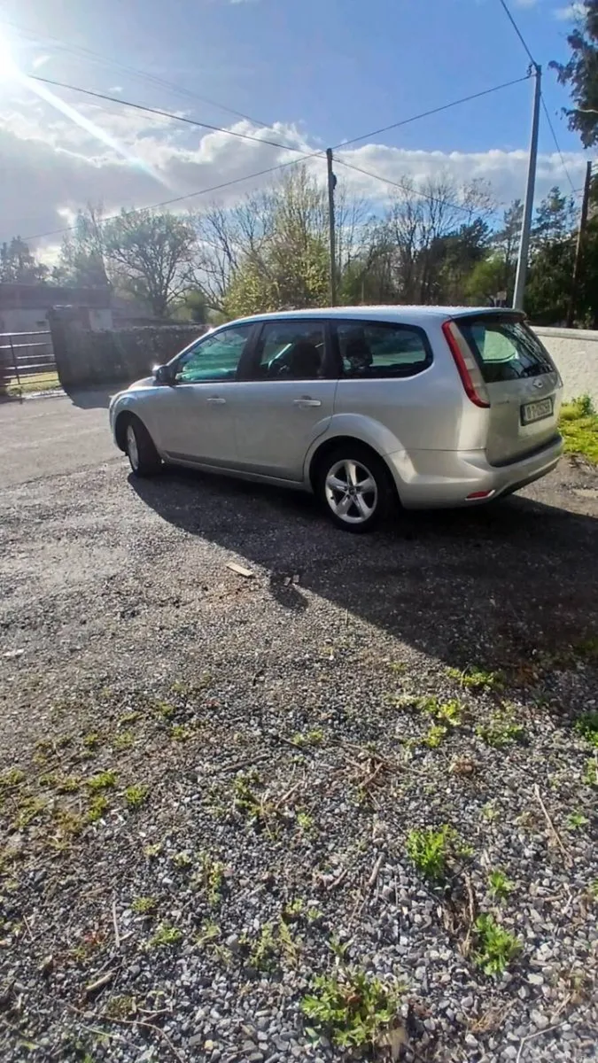 2010 ford focus 1.6tdci estate nct 04/27 - Image 2
