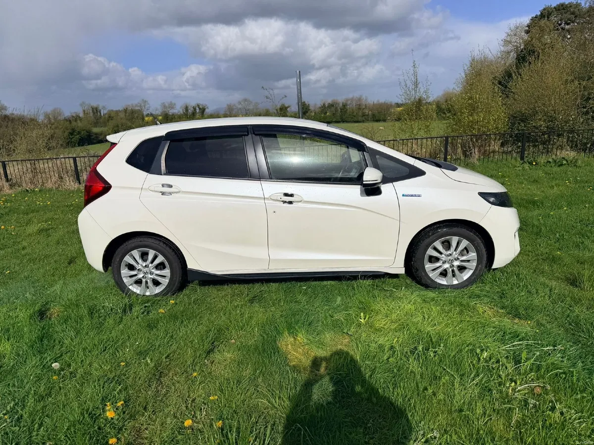 Honda Fit 2015 - Image 3