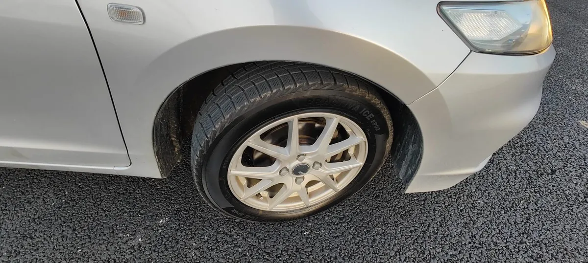 142 - Honda Insight Fresh NCT 6990 only - Image 3