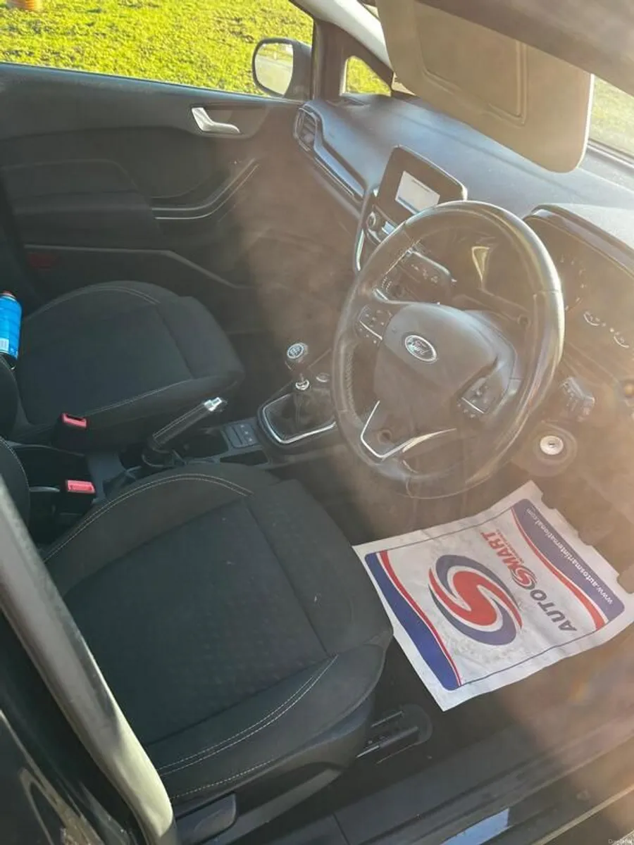 2018 Ford Fiesta - Image 2