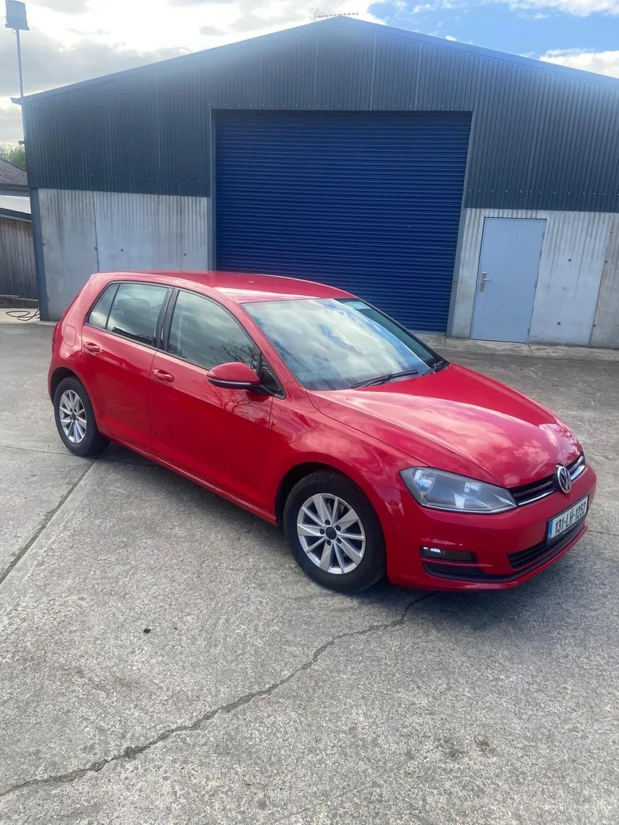 Volkswagen Golf 1.6 Diesel 2013 - Image 2