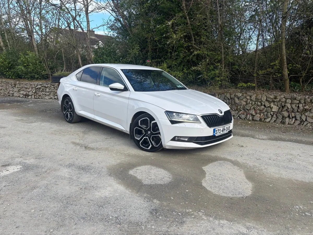 Skoda superb - Image 2