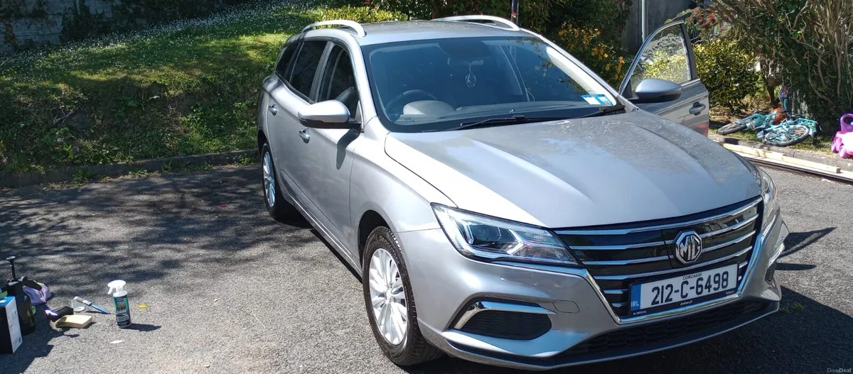 MG5 EV Exclusiv Great Condition – 2 years warranty - Image 1