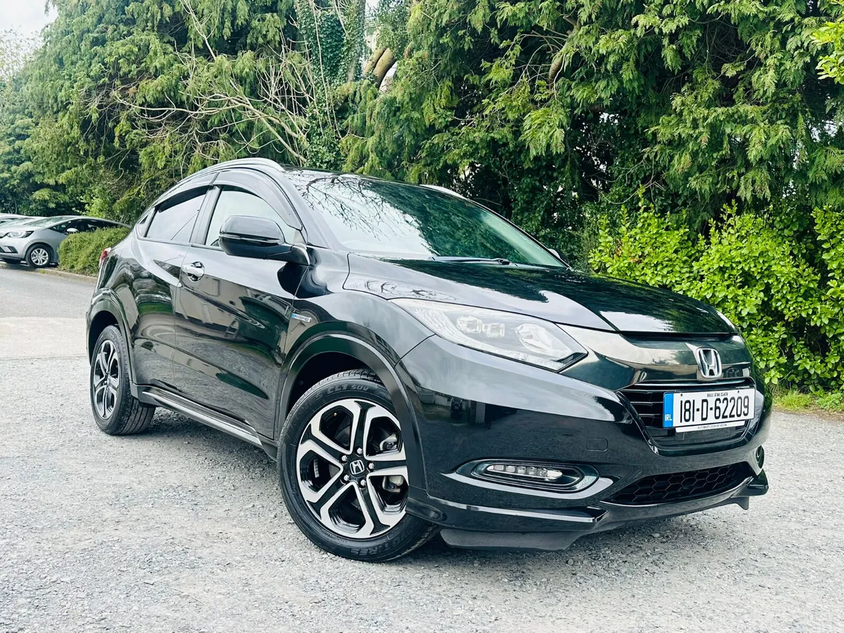 Honda Vezel 2018 1.5 Hybrid Auto 39000 KM ONLY - Image 1