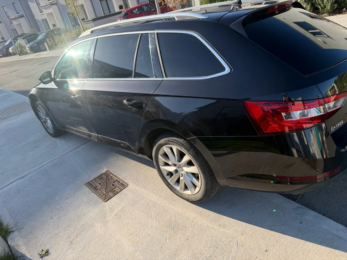 Skoda Superb 2017 2.0 TDI - Image 1